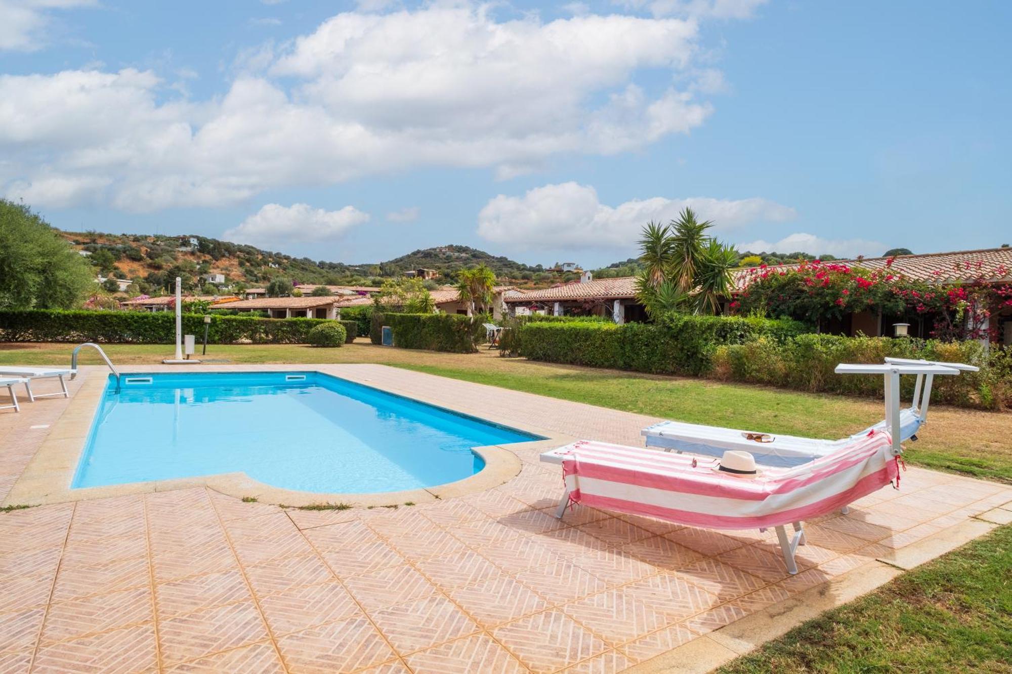Tertenìa Residence Abba Urci מראה חיצוני תמונה